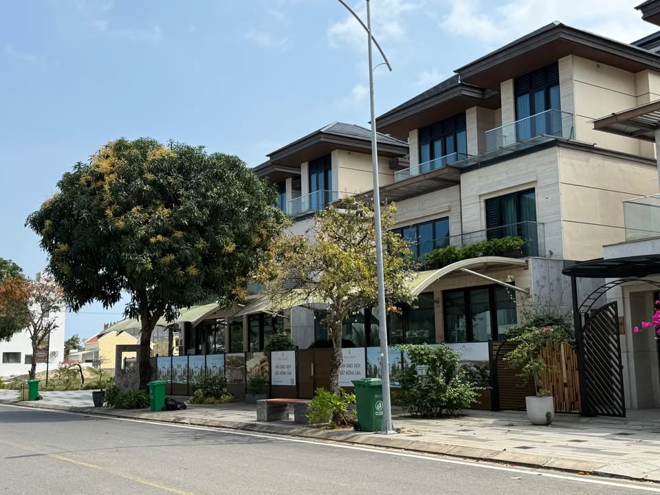 Chào bán lô đất khu đô thị One World Điện Ngọc, giá 3.35 tỷ