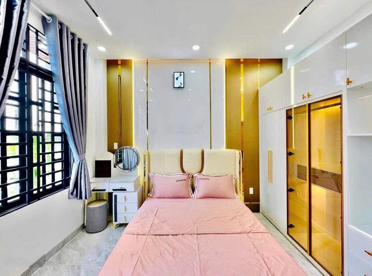 Chỉ 3tỷ9 sở hữu nhà 78m2 đang cho thuê 24triệu. Đường oto Nguyễn Duy Dương-P9-Q5, gần chợ An Đông