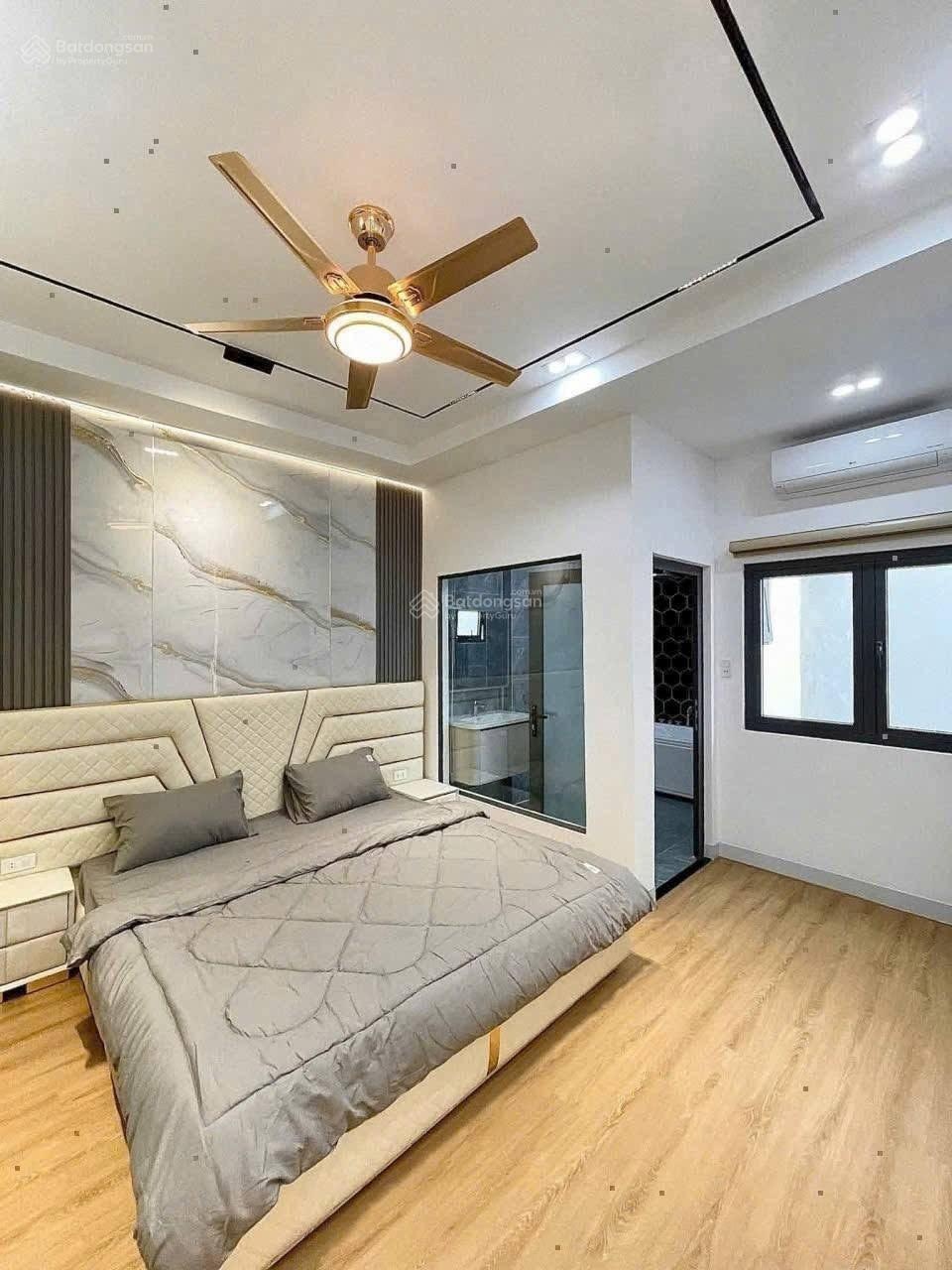 Nhà HUỲNH KHƯƠNG NINH -QUẬN 1.Giá 3Tỷ7/72.4m2 đang cho thuê 26Triệu. Gần công viên Lê Văn Tám