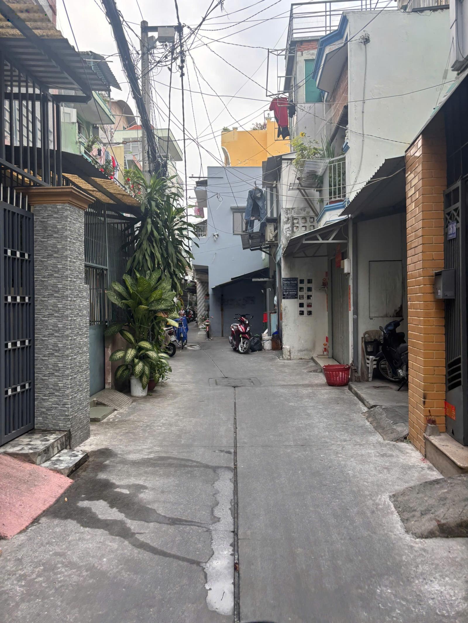 Nhà 3 tầng hẻm ba gác lê thị bạch cát q11, lê đại hành, chỉ 5,5 tỷ tl, chủ gấp bán