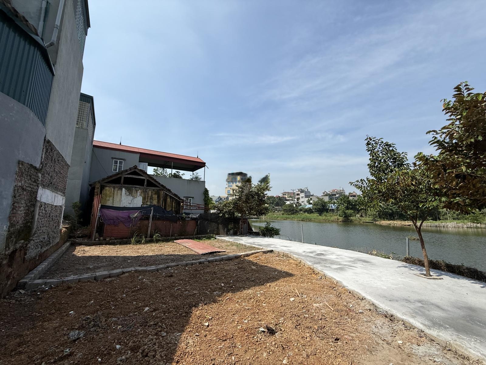 Bán Đất tại Phường Trung Sơn Trầm, 1,5 tỷ, 51,1m2, siêu hot view hồ