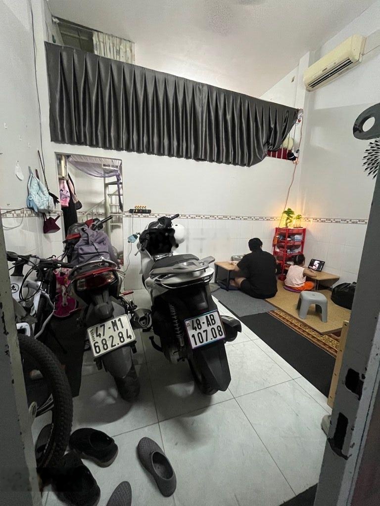 Nhà giá tốt tân phú- nguyễn hậu chỉ 3.35 tỷ có dòng tiền 6tr/tháng- oto đỗ cửa