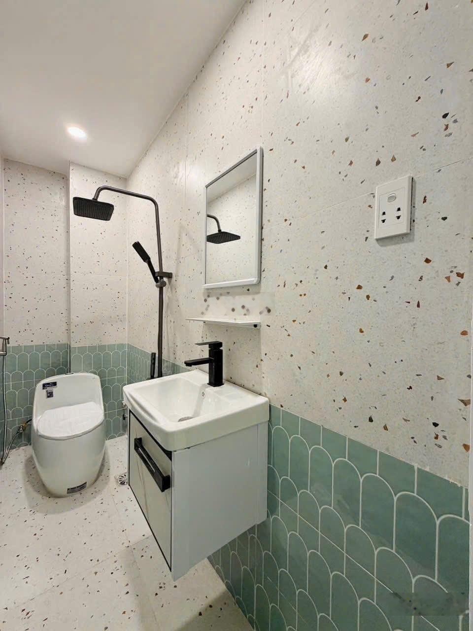 Chủ đi Mỹ định cư cần sang nhượn lại nhà đường Nơ Trang Long, Phường 7, Bình Thạnh, 34,6m2, 5tỷ990