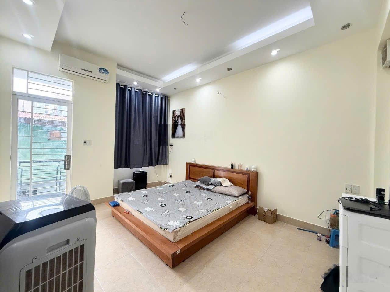 Chính chủ cần bán gấp nhà riêng giá rẻ 4 tầng 3PN,3WC -30m2 Quận 10 Hồ Chí Minh chỉ với 6 tỷ 700