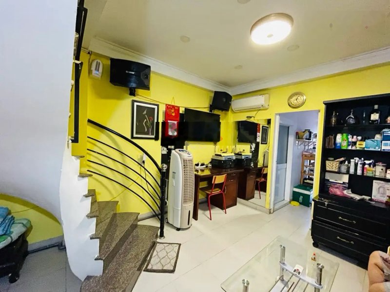 CĂN DUY NHẤT ! HXH Trần Nhật Duật, Q1. DT khủng (7,6x9,7)- 92m2. Chỉ 10 tỷ TL, 0978578709 Văn Vũ