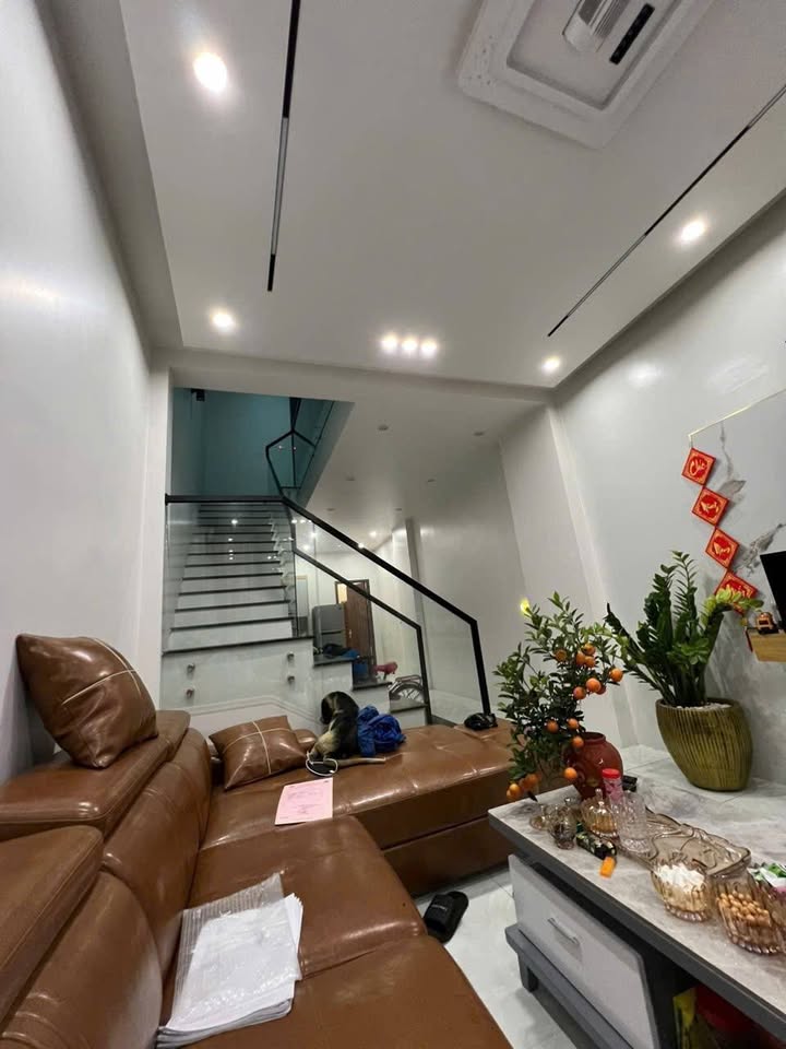 Bán nhà 2 tầng, ngõ ô tô đường Lý Nhân Tông, Thanh Hóa