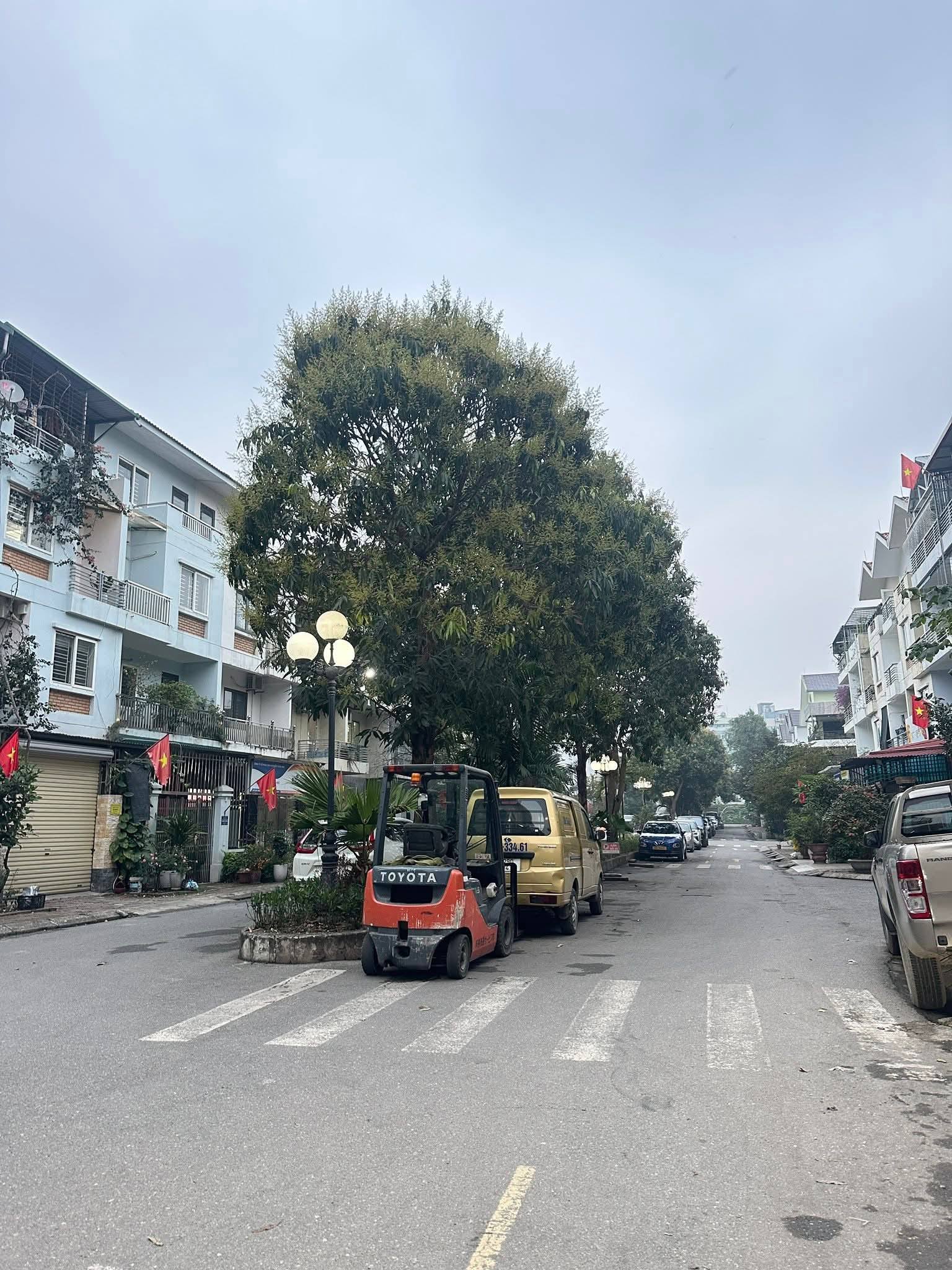 Bán liền kề quận Nam Từ Liêm, thành phố Hà Nội, giá 18,5 tỷ