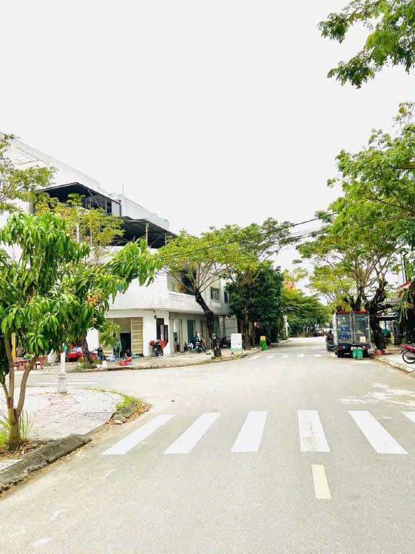 Chào bán lô đất mặt tiền Phạm Triêm, Hoà Xuân, Cẩm Lệ, giá 5.55 tỷ