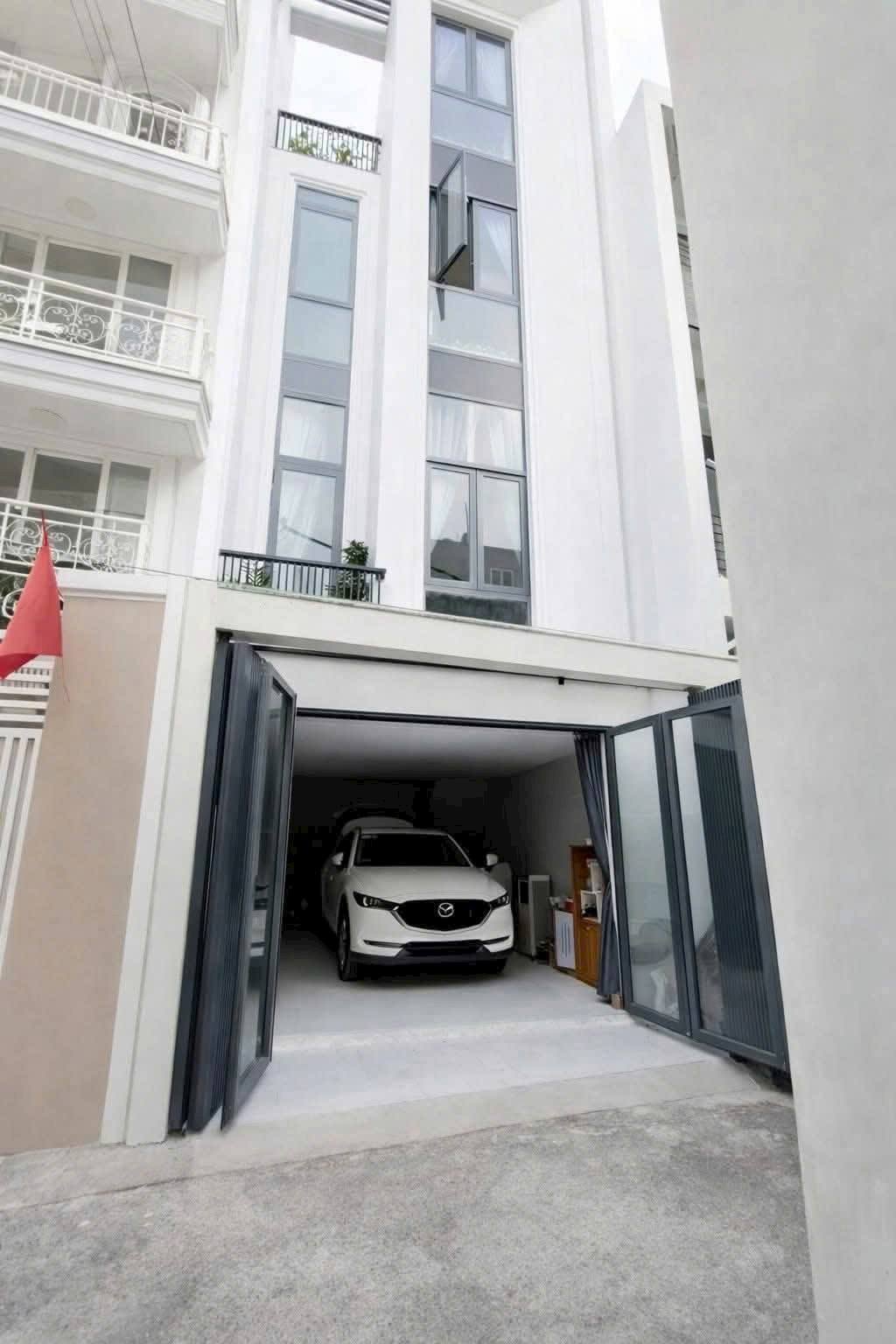 Bán nhà 1 trệt 3 lầu hẻm ô tô tại phường 7, thành phố Vũng Tàu cũ, giá 8.5 tỷ