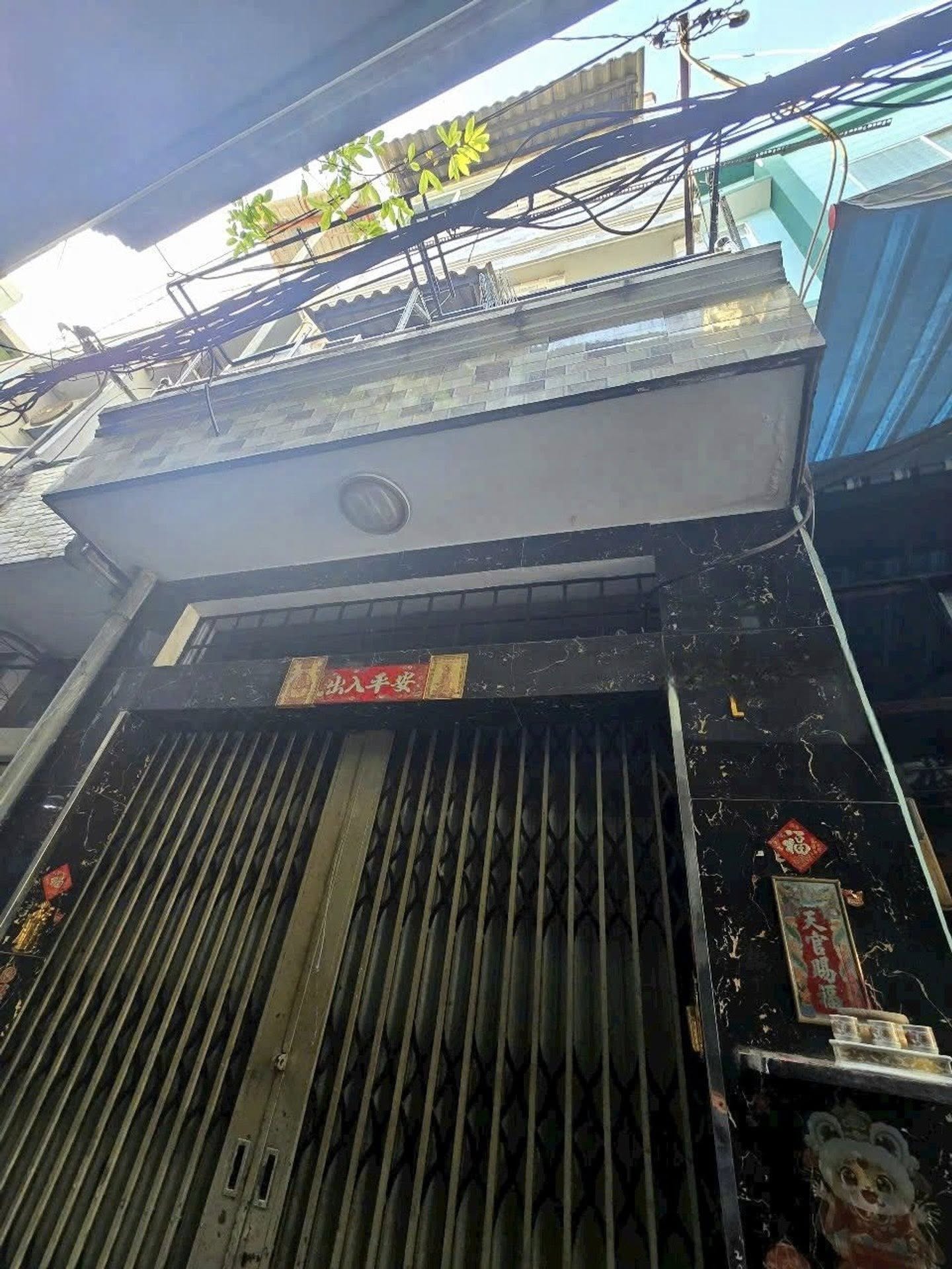 Bán nhà 4 tầng tại phường Bình Tiên, Quận 6 cũ, hẻm 3m, sát mặt tiền đường Lò Gốm, giá 3.75 tỷ