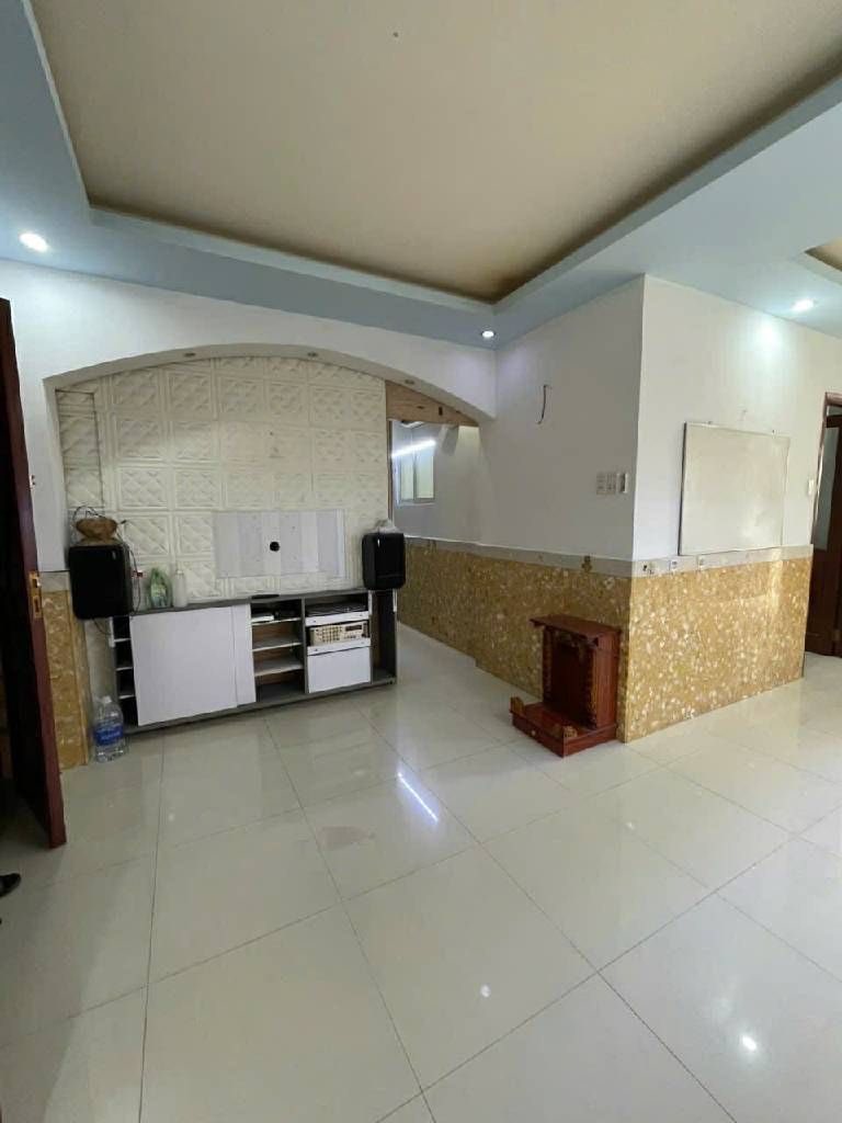 Bán chung cư Bình Phú 1, đường Hậu Giang, Quận 6 cũ, 58m2, có thang máy, giá 2.7 tỷ