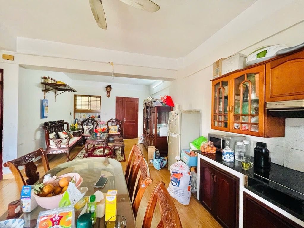 Bán căn hộ CT7 phố Nguyễn Khuyến, 80m², 2 phòng ngủ, ban công thoáng sáng