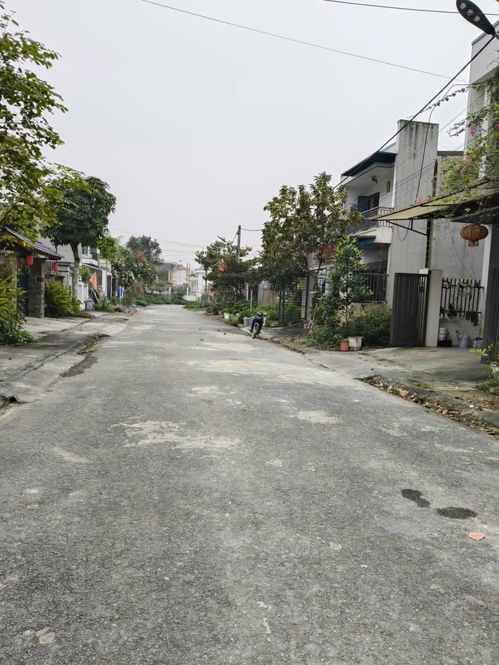 Cần bán gấp 3 lô đất liền kề siêu đẹp tại tổ 21, phường Nguyễn Phúc, thành phố Yên Bái cũ