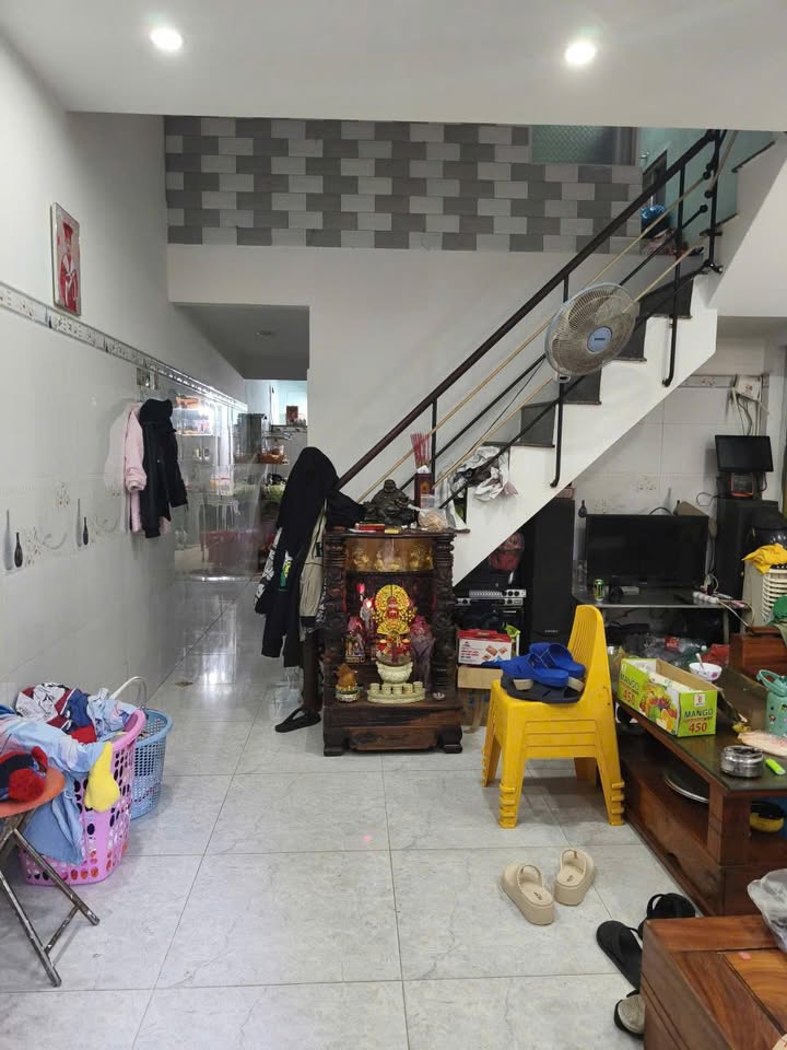 Bán nhà sát Đào Tấn đi bộ 2 phút ra Bạch Đằng, Cầu Rồng, 46m2, 2 tầng, 3 phòng ngủ, giá 3.25 tỷ