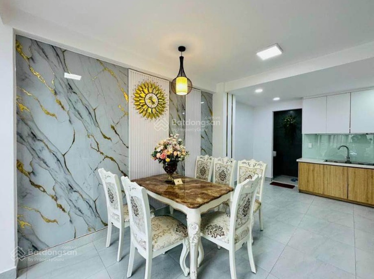 Bán nhà Bình Tân, đường 5m, DT 40m2 thông thoáng vào ở ngay