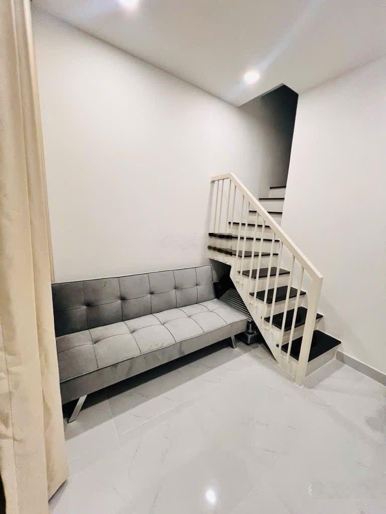 Q1, chỉ 3 tỷ 550tr nhà mới ở ngay, 2 tầng, 3 x 6m1, Không Quy Hoạch