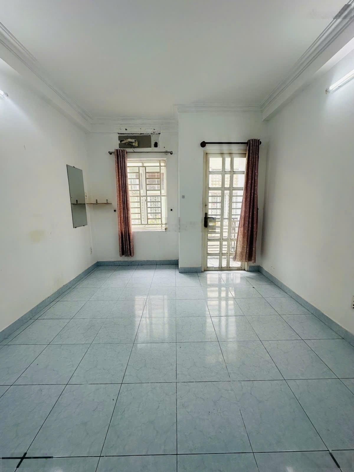 Bán nhà hẻm xe hơi thông- ngay cầu vượt 3/2- 33m2-5 tầng- hoàn công đủ-8,35 tỷ