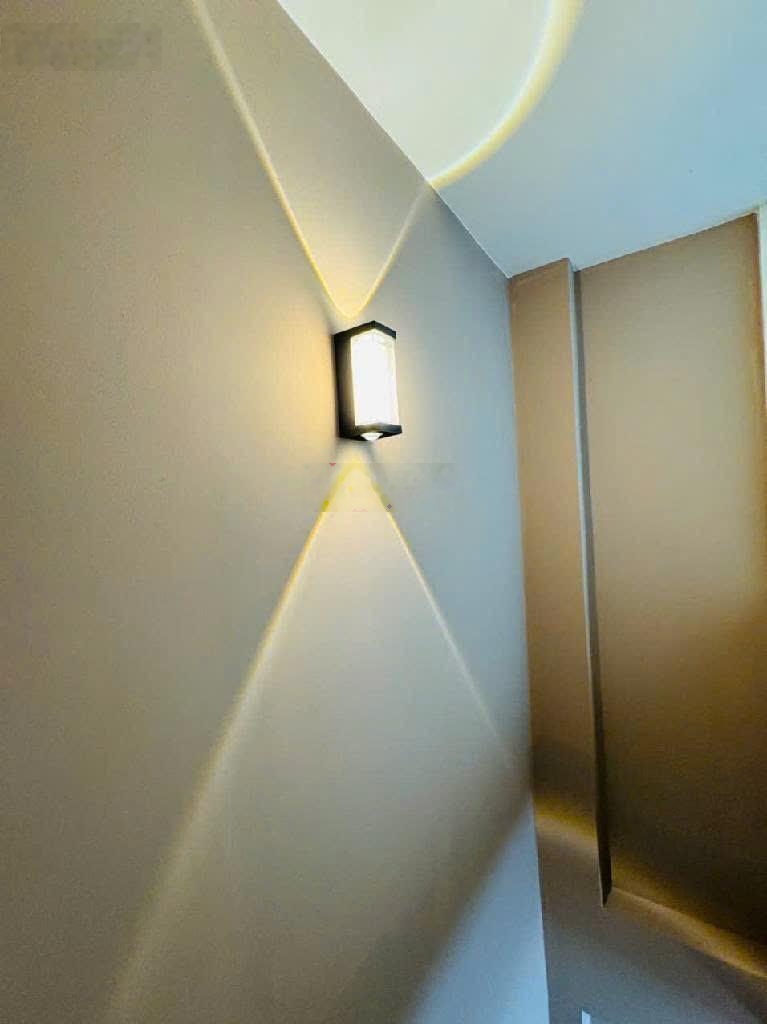 Gấp!! Nhanh mới còn.Bán nhà hiếm hẻm ôtô phường 10 Tân Bình chỉ nhỉnh 2 tỷ, 15m2