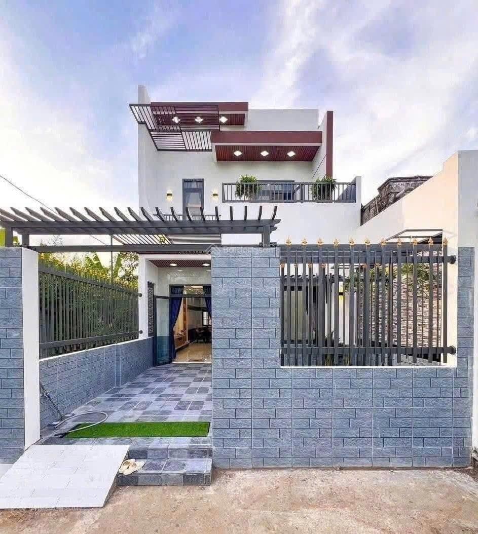 Cần bán nhanh nhà đường Nguyễn Hữu Trí, Chợ Đệm, Binh Chánh DT: 80m2, SHR