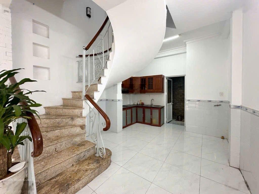 Bán nhà hxh 4ty1 4m*11m 2tầng đường trần tấn tân phú