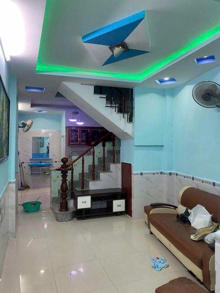 Bán gấp nhà xinh Trương Công Định khu Bàu Cát, xe hơi đỗ cửa, chỉ 4 tỷ xíu, 40m2