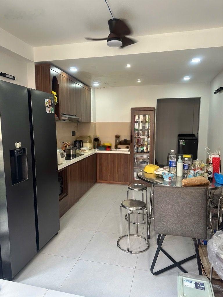 Nhanh Mới Còn ạ . Bán Nhà Cmt8 - 5 Tầng - 4 Pn - Dt : 24m2