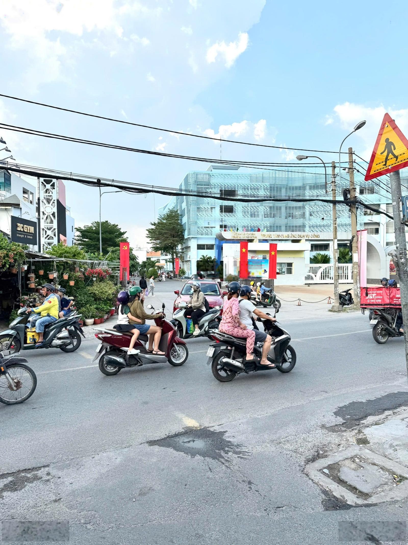 *GIÁ CỰC TỐT* nhà ngang 5m, HXH Phạm Văn Chiêu, p16, Gò Vấp.