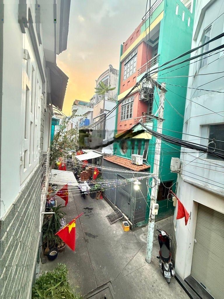 Tân Bình - hẻm VIP thông Lý Thường Kiệt - 2 tầng BTCT - xe hơi tận cửa - SD 77m2 nhỉnh 6 tỷ