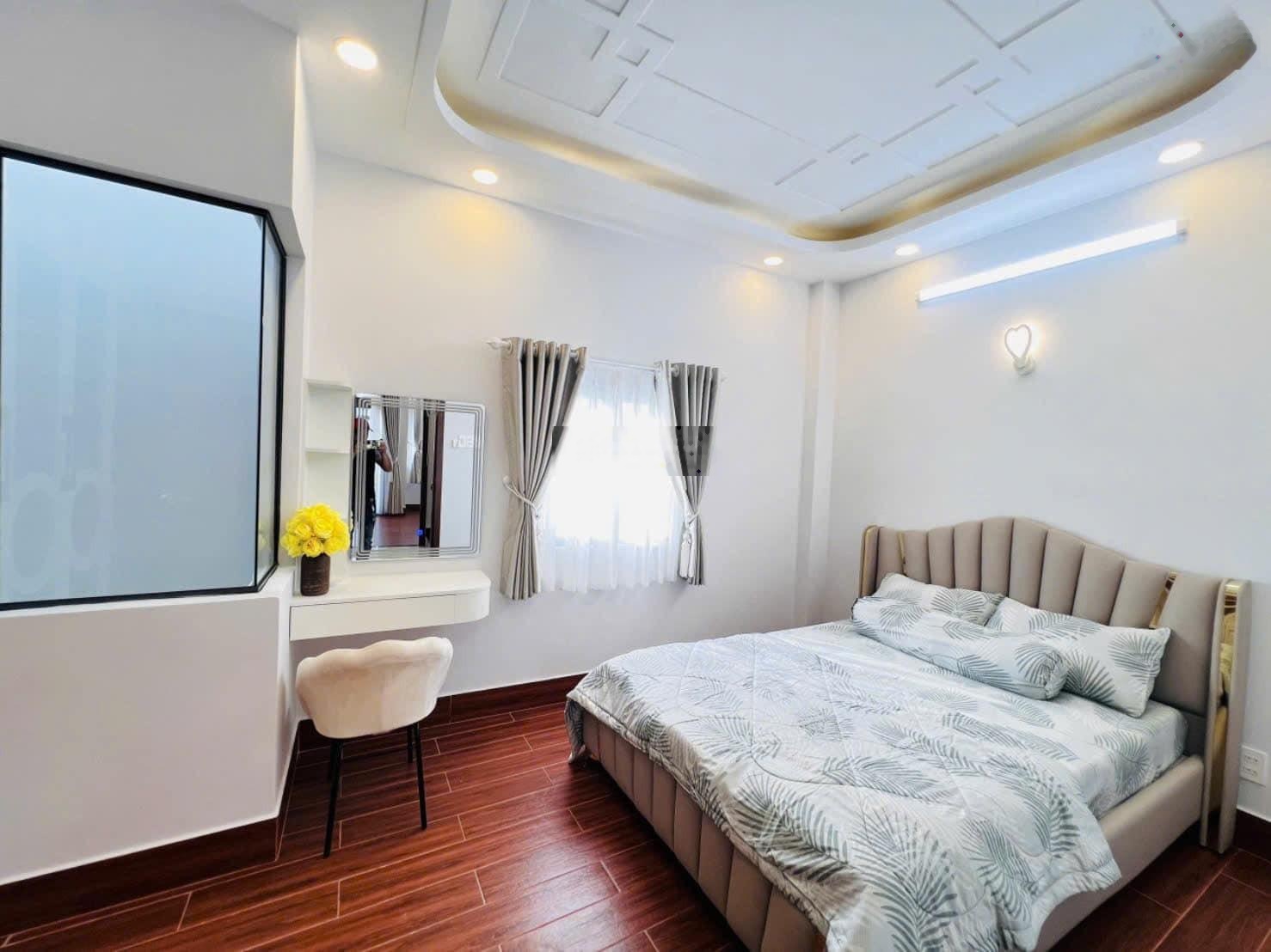 Chú Chiến bán nhà giá 4tỷ1 Tăng Bạt Hổ, p11, Bình Thạnh, gần ĐH Văn Lang, DT 76,5m2 thuê 27tr/th