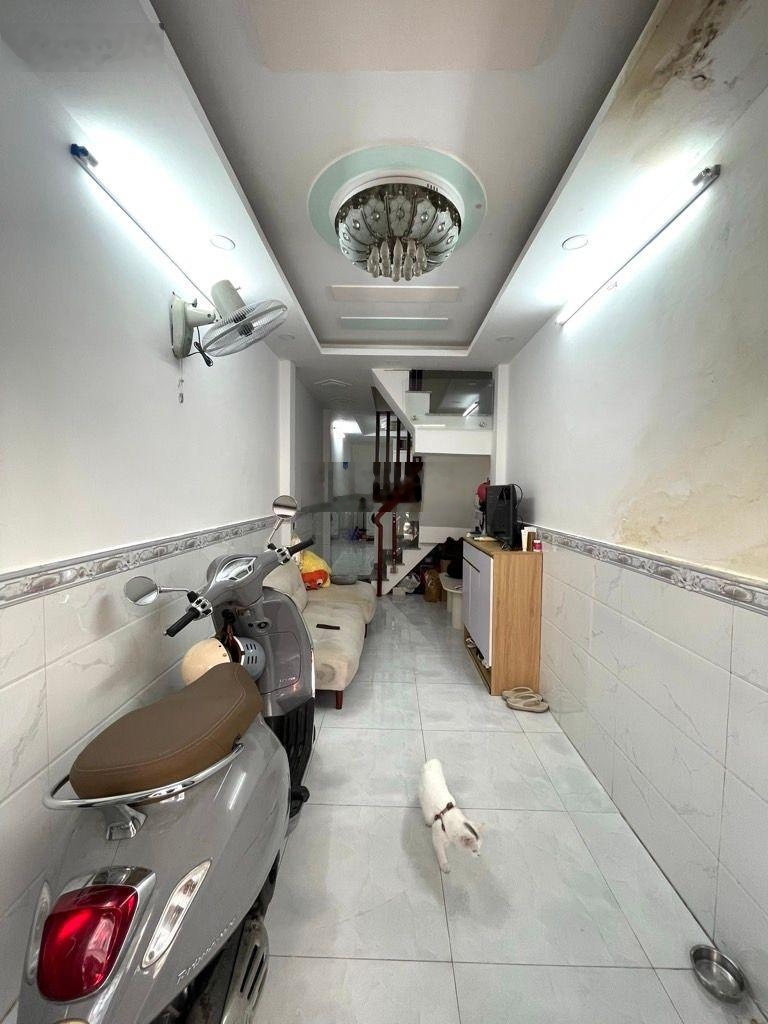 Nhà đường thống nhất bán 26m2 3 tỷ 2 tầng ở ngay xem chi tiết bên dưới