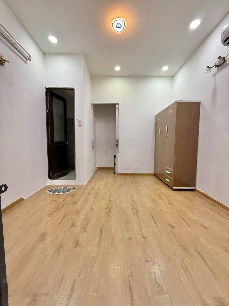 Bán Nhà Mặt tiền Phạm Văn Xảo, tiện kinh doanh và ở. Nhà 20m, mới đẹp vào ở ngay