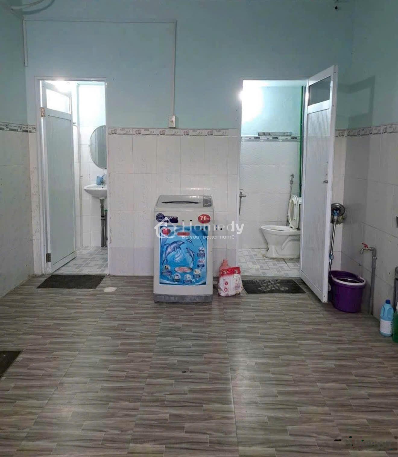 Bán nhà rẻ 114m2-ngang(5,2x22m)-2PN-xe hơi thông-bắc nha trang-chỉ 1ty820Tr