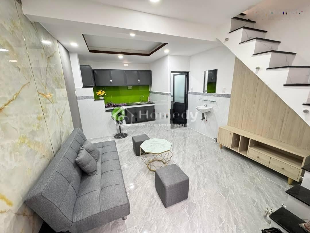 Vỡ nợ bán gấp nhà hxh đường Bùi Hữu Nghĩa , quận 5-dt 62m2, giá 1 tỷ 080tr, sổ riêng-lh 0774722132