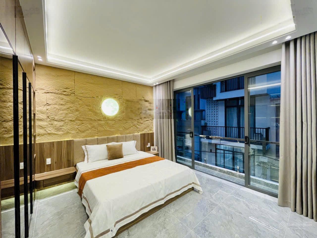 Đầu tư sinh lời nhà ngộp Lê Quốc Hưng, P13, Quận 4, 70m2, 3tỷ550tr, đang cho thuê 20 tr/th, SHR