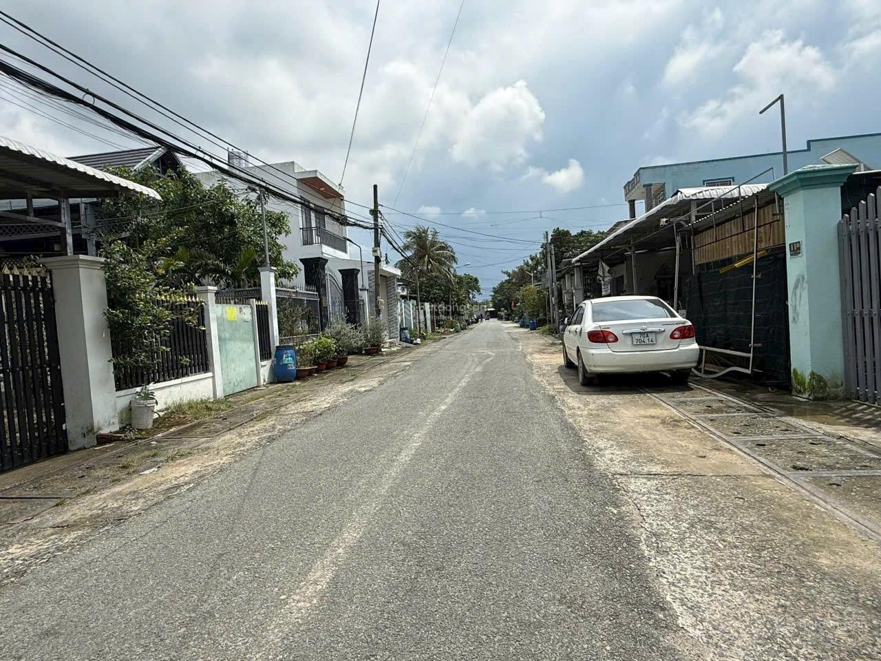 Cần tiền mặt bán đất 175m2 Trần Văn Chẩm, Tân Thông Hội. 480tr, pháp lý sạch