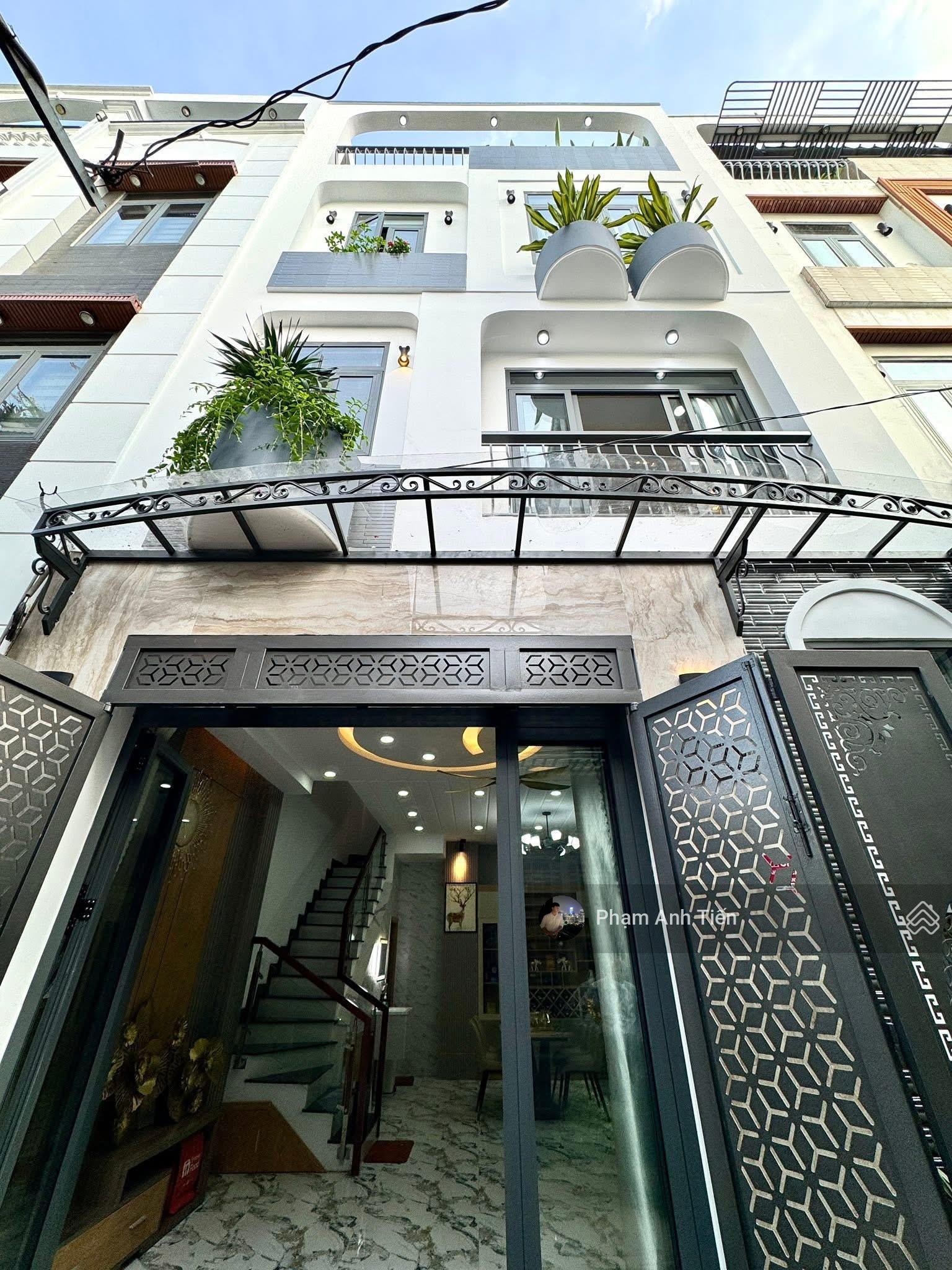 Siêu phẩm nhà phố, đường Phan Kế Bính - Q. 1. Giá 4Tỷ7/ 67,5m2, cho thuê 32tr. Gần vòng xoay Đa Kao