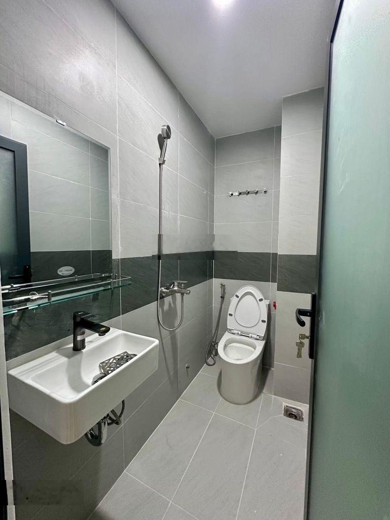 Chính chủ bán gấp. nhà hẻm 56 nguyễn lâm. p6.q10. giá 7.4 tỷ.