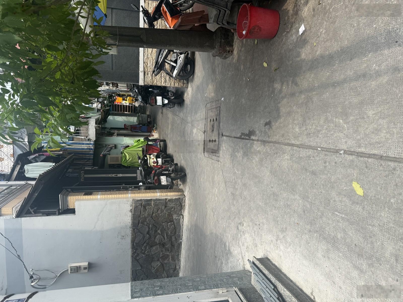 Nhà mới đẹp, giá siêu rẻ, kết cấu kiên cố, 4x8=2 tầng, 6,4 tỷ, Ngô Quyền