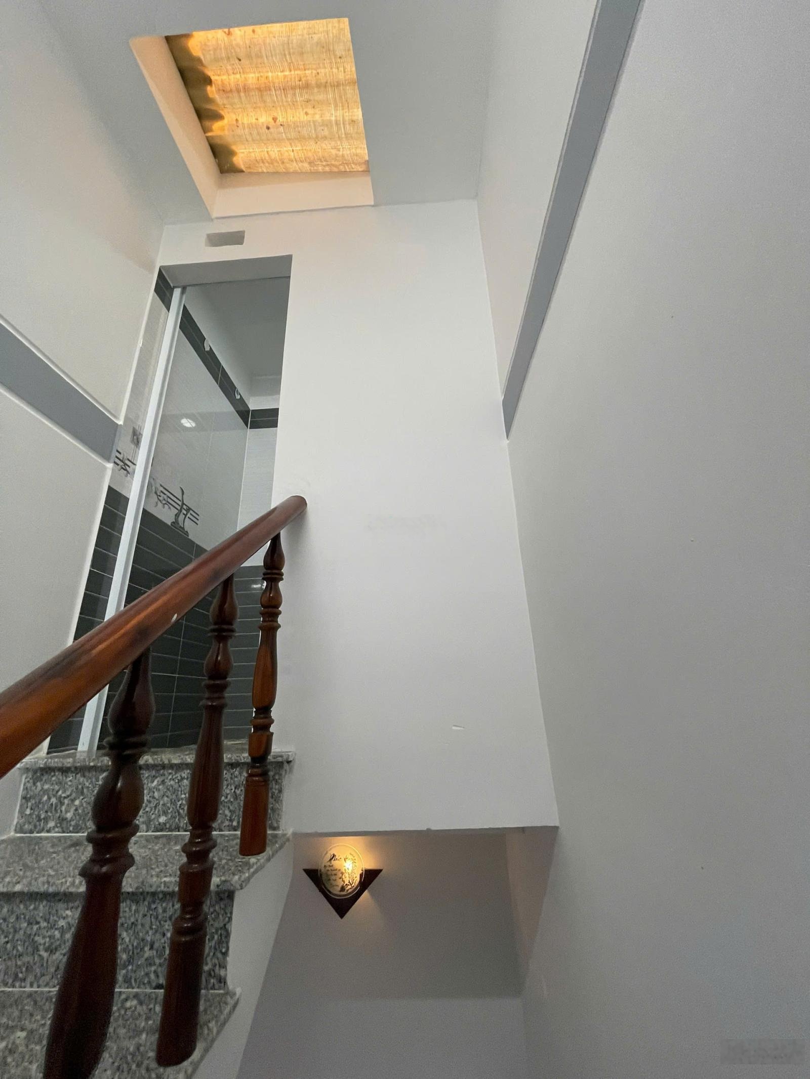 Nhà sổ riêng hóc môn giá chỉ 765tr 2pn 2wc mua là vào ở ngay