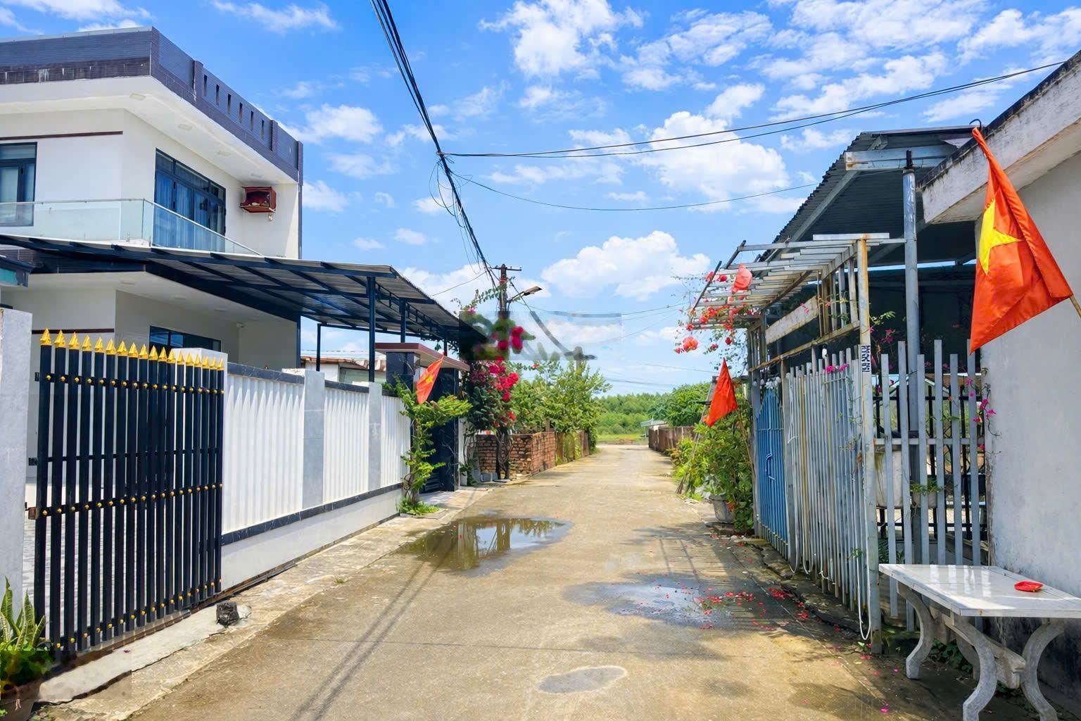 Trục chính đông phú - giá chỉ 9xx triệu - sẵn sổ