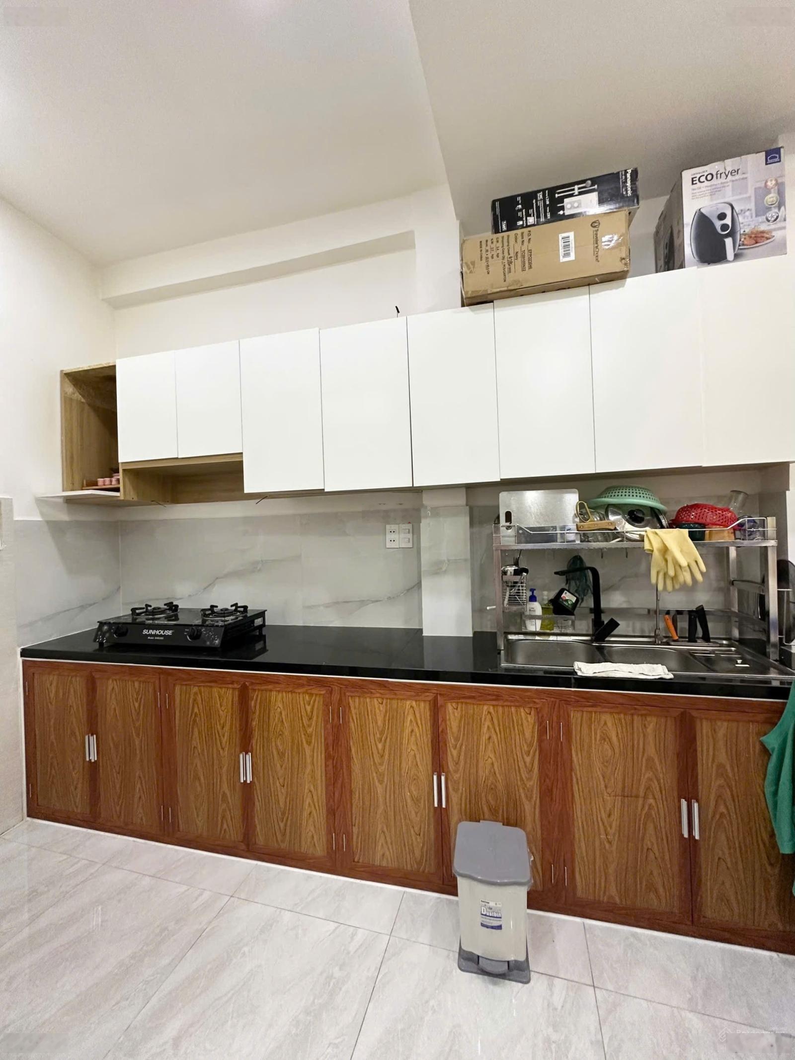 Bán nhà đẹp hẻm ba gác VÕ DUY NINH , dt sử dụng hơn 70m2 2pn 2wc