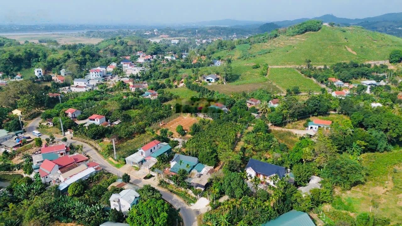 Vài Trăm tr sở hữu lô đất rẻ nhất Ba Vì