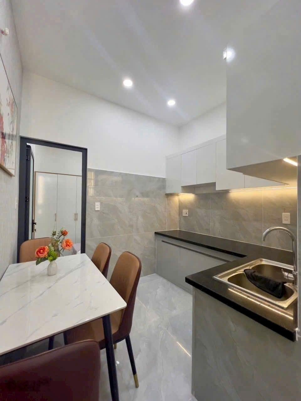 Chủ cần tiền bán gấp căn nhà trung tâm Gò Vấp