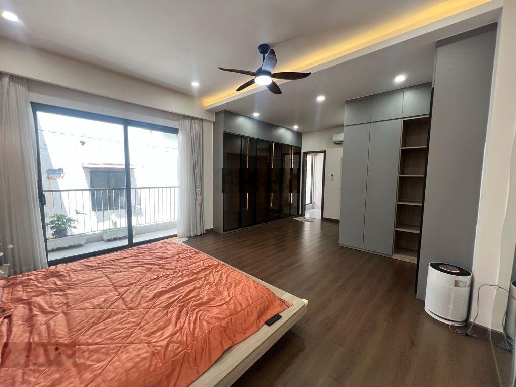 SIÊU PHẨM NHÀ ĐẸP QUẬN 10- NGANG KHỦNG 9.5M - GIÁ 9TỶ Kết cấu: 3 lầu kiên cố thiết kế hi