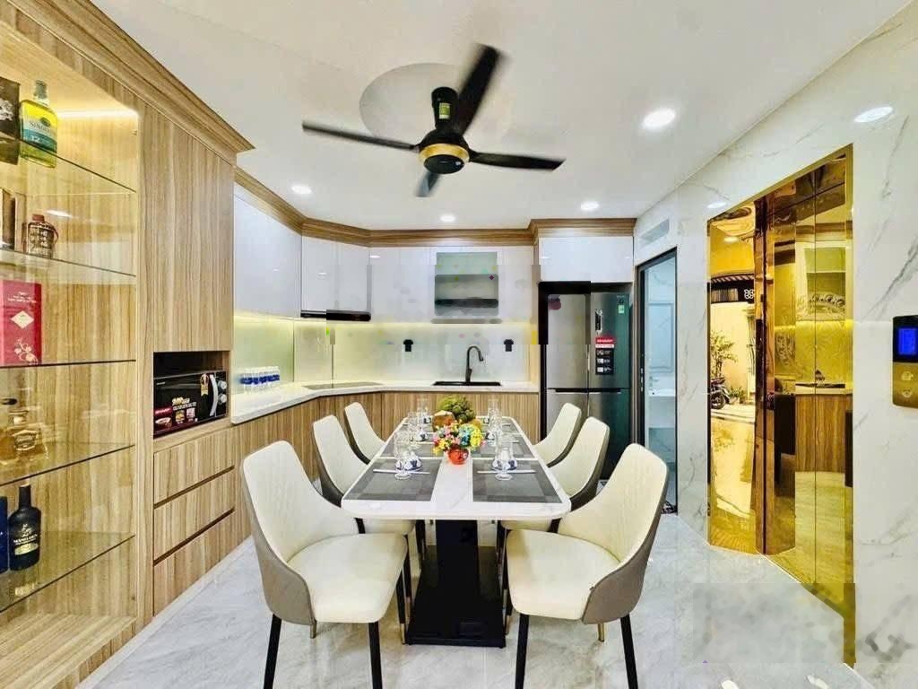 Chú chín cần bán gấp nhà nguyễn gia trí, p.25, q.bình thạnh 93m2 3 tỷ 750 thuê 26tr/tháng shr