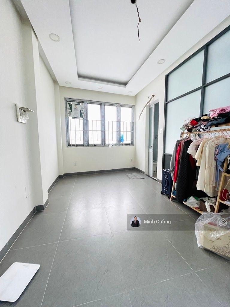 Bán nhà Nguyễn Văn Lượng, Gò Vấp, 28m2, 4 tầng 3PN, Hẻm 3.5m sau căn Mặt Tiền, Cho thuê 10tr/tháng