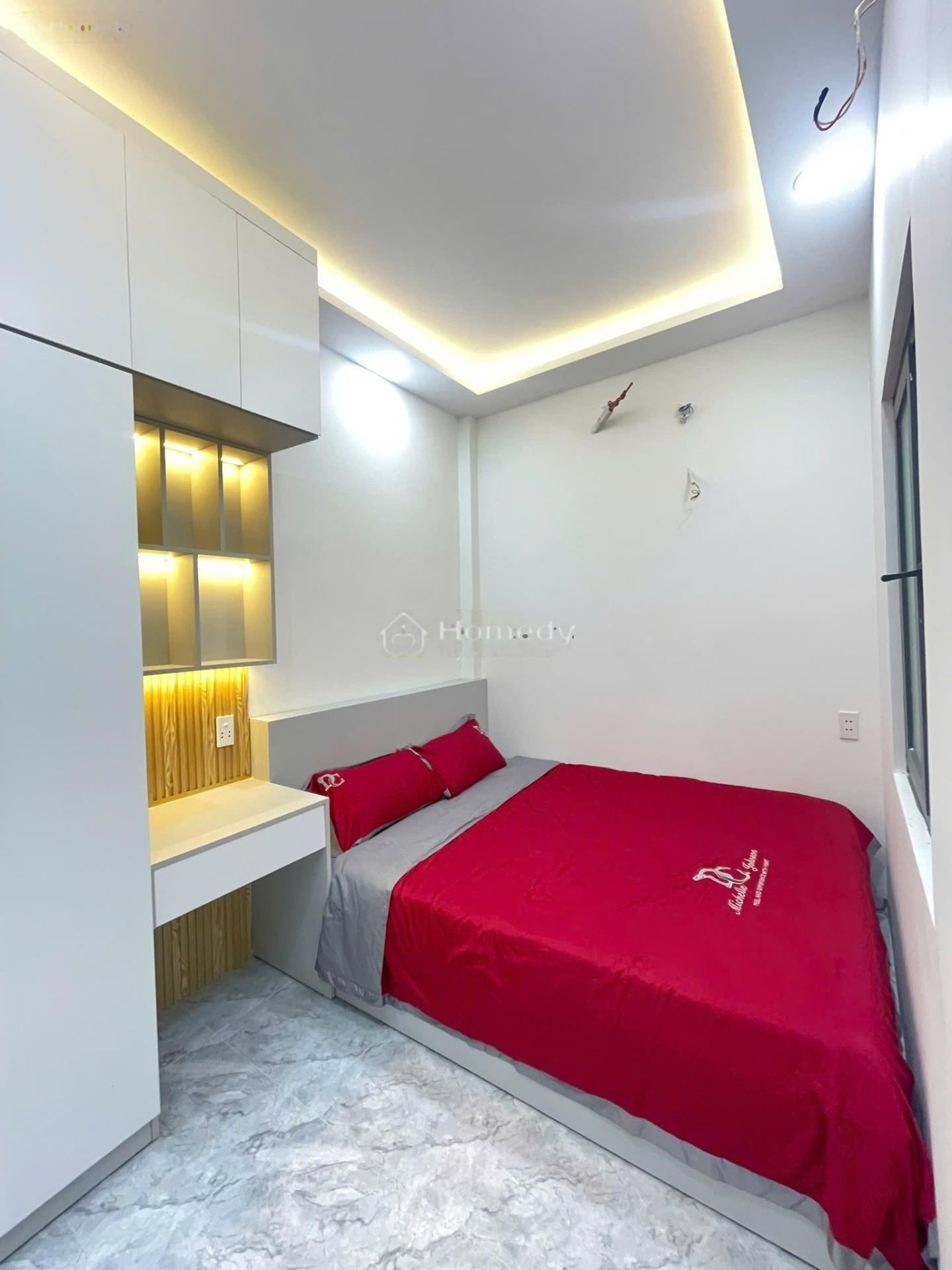 Lh Phúc 0794062948 bán gấp căn Lâm Văn Bền_Q.7 giá 1ty350/55m2. Sổ hồng đầy đủ, HXH rộng rãi