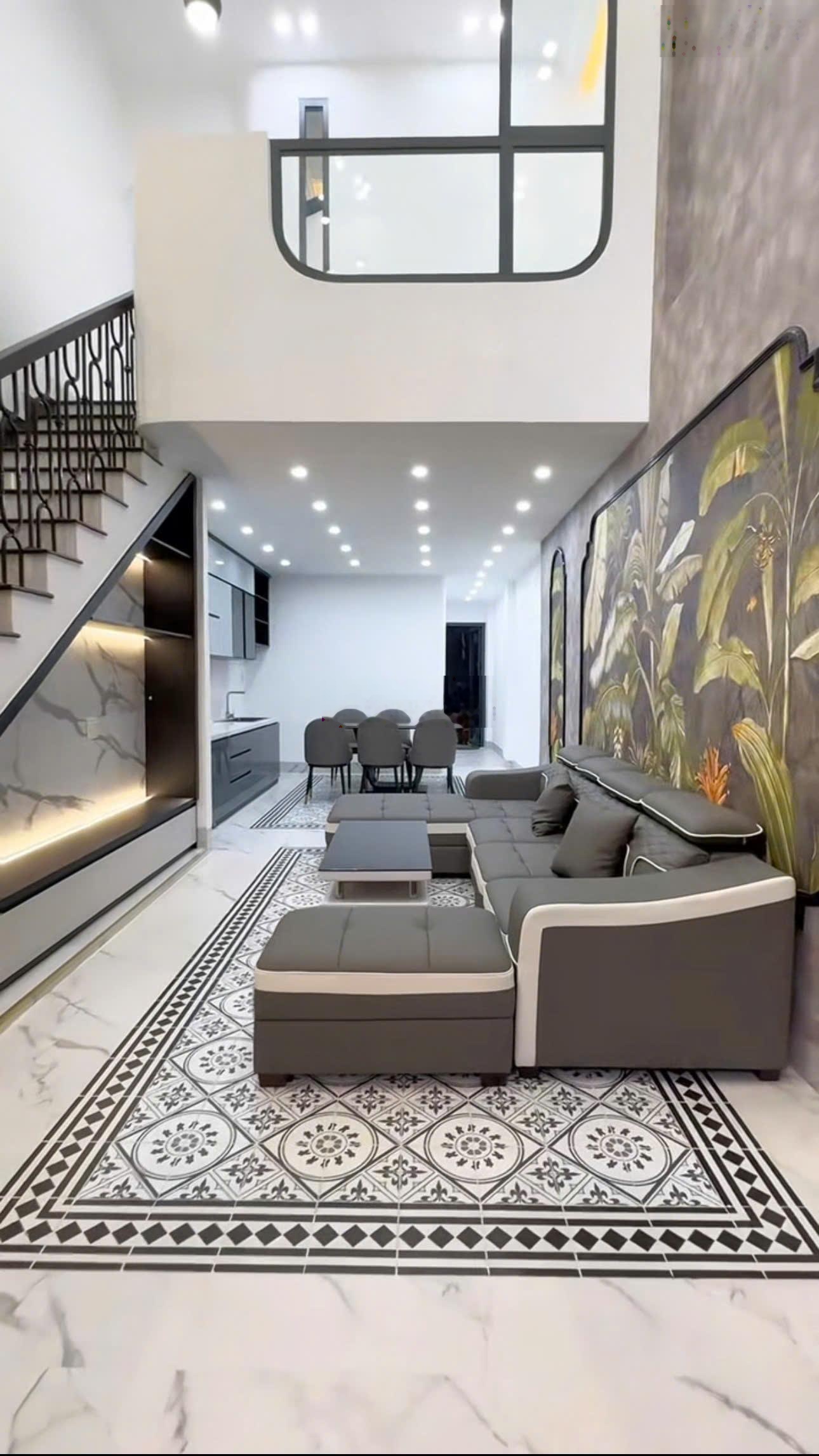 Chính chủ kẹt tiền bán gấp căn nhà ở ngay chợ Lê Đình Cẩn, 5mx14,6m, 1 lửng, giá 1 tỷ 9