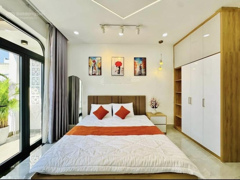 Nhanh tay kẻo hết - Giá 3tỷ9 có HĐ thuê20tr - Nguyễn Đình Chiểu, Phú Nhuận| nhà 3 lầu SHR, hẻm 5m