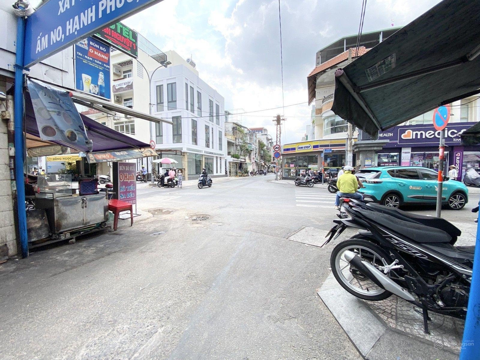 Nhà 5 tầng Q1 - hẻm 4m - 15m ra mặt tiền khu Tân Định - 7.9 tỷ